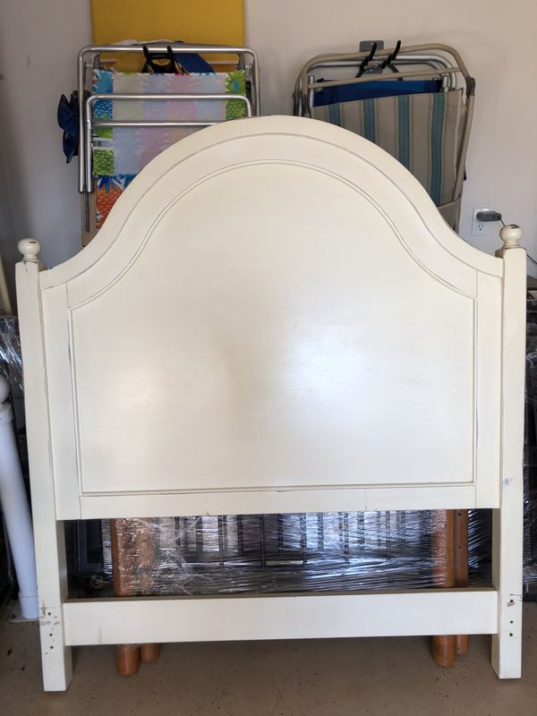 Pottery Barn Twin Headboard for Sale in Vero Beach, FL OfferUp