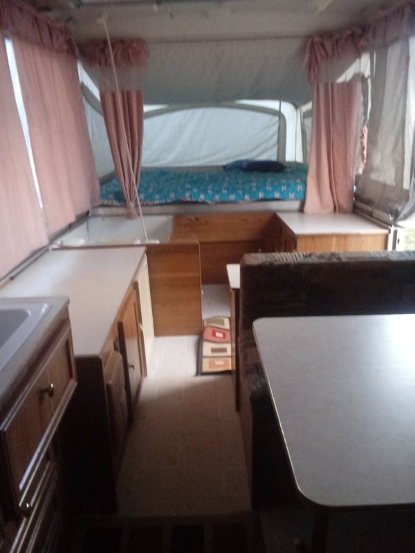 1986 Coleman by Fleetwood pop up trailer for Sale in Youngtown, AZ ...