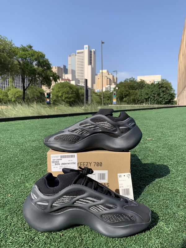 yeezy 700 v3 alvah white