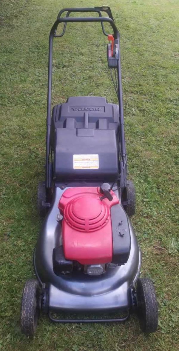 Honda HRC216 HXA Hydrostatic Commercial Lawn Mower for Sale in Granite