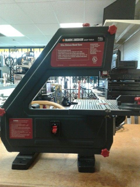 Black and Decker band saw for Sale in Federal Way, WA - OfferUp