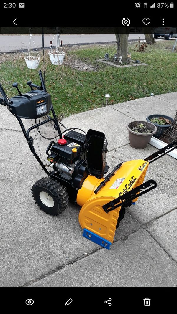 Like New Cub Cadet 524 2x 2 Stage Snowblower Welectric Start And Drift Breakers For Sale In 4155