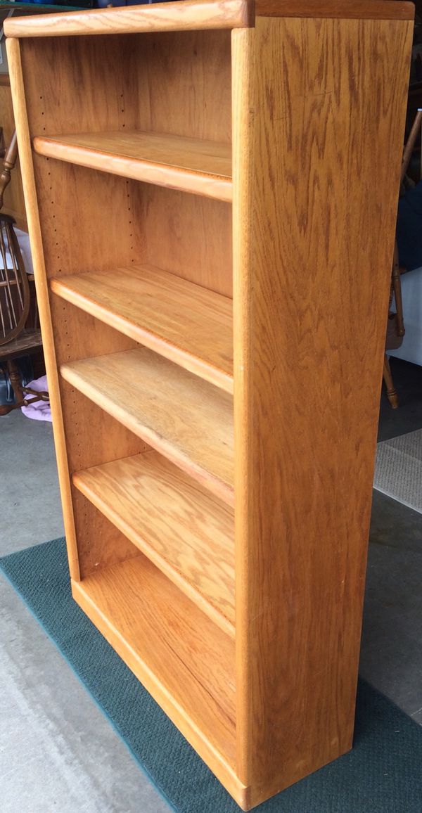 6 Tier Thornwood Oak Bookcase / Bookshelf for Sale in ...