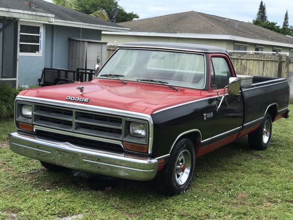 1986 dodge D150 Royal SE for Sale in Port St. Lucie, FL - OfferUp