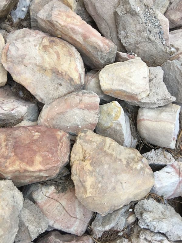 Landscape/ Decorative Rock (various sizes) for Sale in Las
