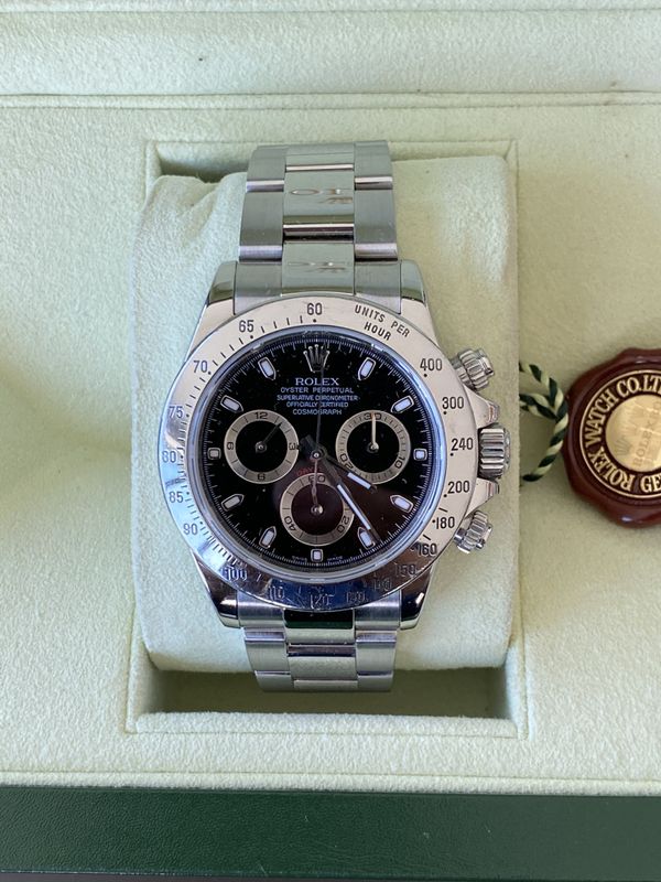 rolex daytona serial number location