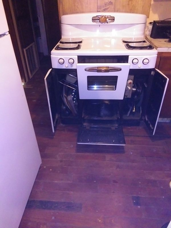 1950s vintage tappan deluxe gas stove for Sale in Farris, OK OfferUp