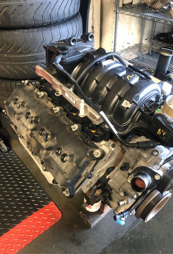 2013 Ram 1500 hemi 5.7 engine 80k. This runs but has a taping noise