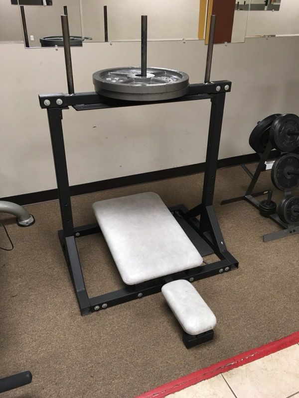 Old school leg press machine for Sale in Nashville, TN OfferUp