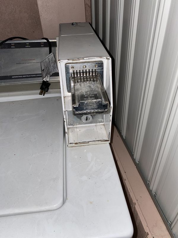 Coin operated washer Whirlpool for Sale in Los Angeles, CA OfferUp