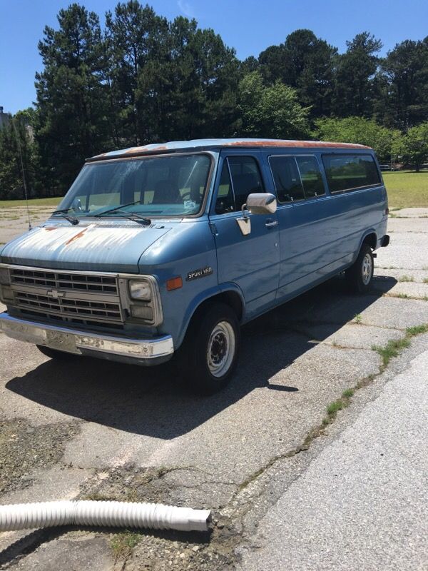 chevy 15 passenger van