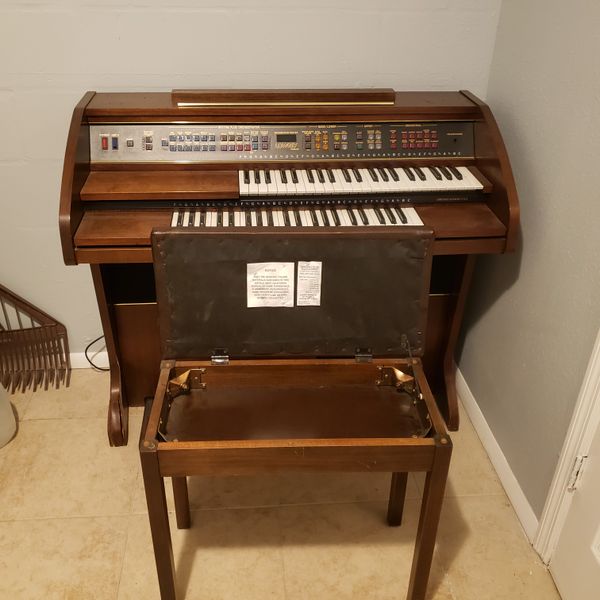 Lowrey Organ for Sale in Tampa, FL - OfferUp