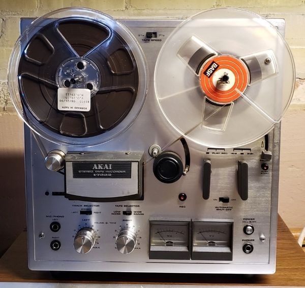 Vintage. AKAI 1722II Stereo Reel to Reel Tape Recorder for Sale in