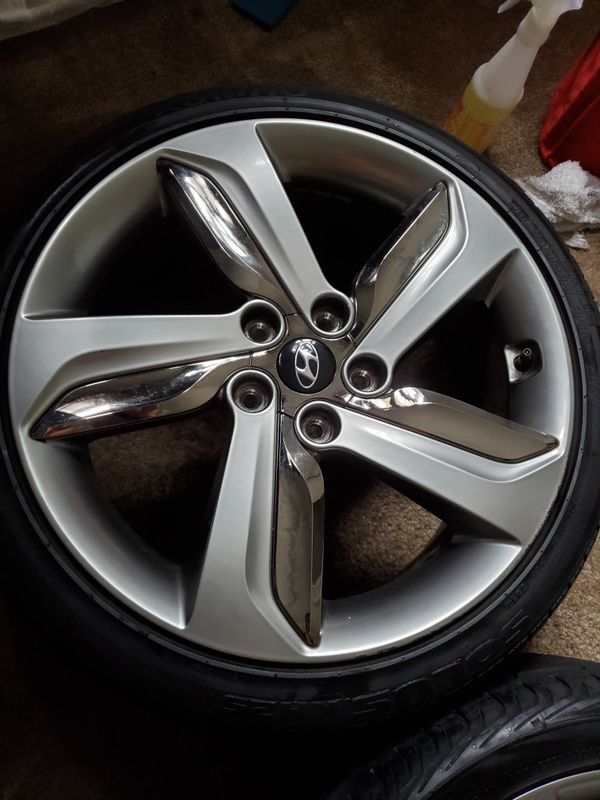 HYUNDAI VELOSTER 20132015 ALUMINUM WHEEL; 18 x 7.5; 49MM OFFSET; 5