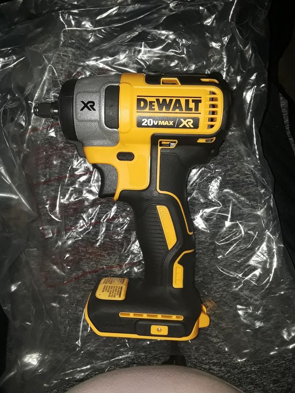 Dewalt 20v Max XR Lithiumion Brushless 3/8" Compact Impact Wrench for