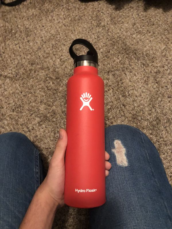 dark red hydroflask