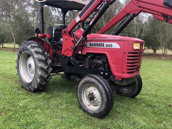 35 hp mahindra diesel tractor only 650 hrs for Sale in Hockley, TX ...