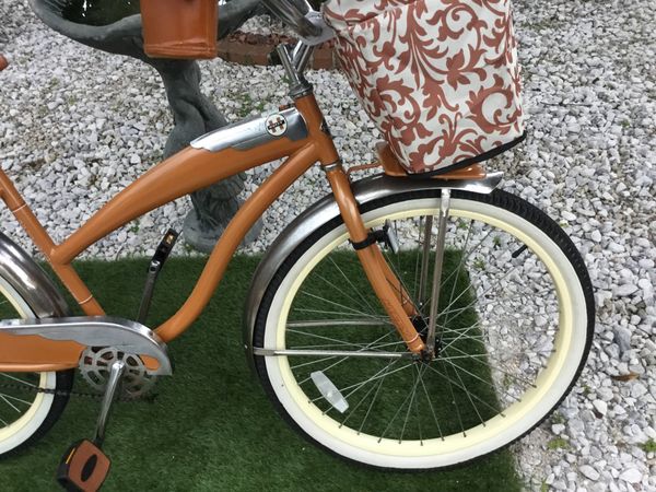 Beautiful huffy champion beach cruiser bike for Sale in Pompano Beach, FL - OfferUp