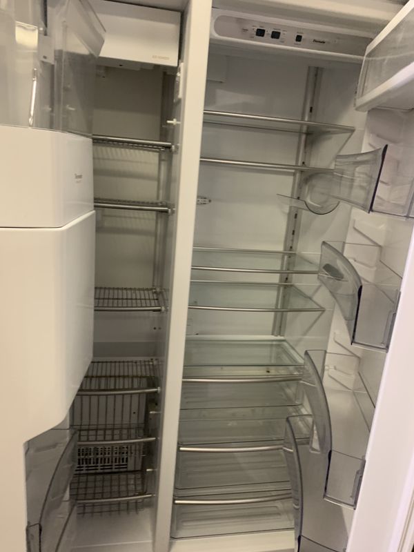 Thermador 42” built in refrigerator for Sale in Corona, CA OfferUp