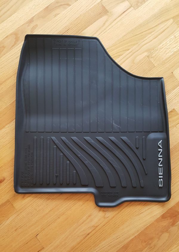 Used Very Good Condition, Toyota Sienna Factory All Weather Rubber