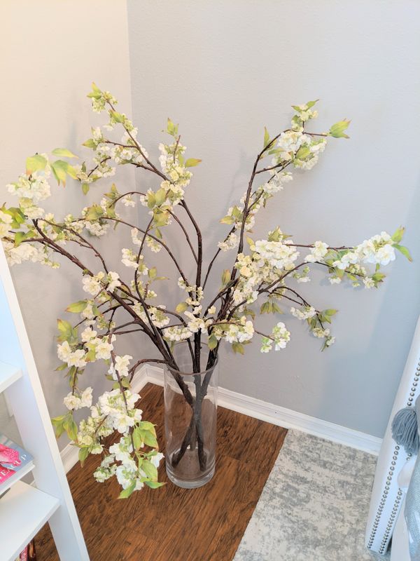 Pottery Barn Vase & White Cherry Blossom Stems for Sale in MAGNOLIA