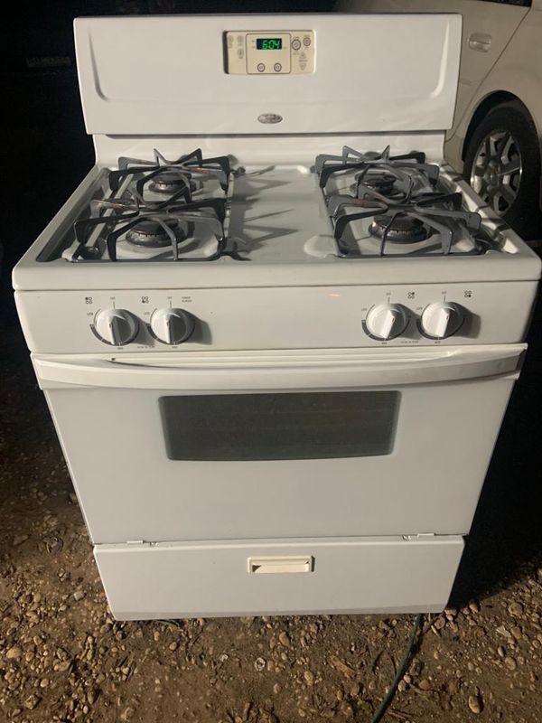 Whirlpool gas stove for Sale in Seguin, TX OfferUp