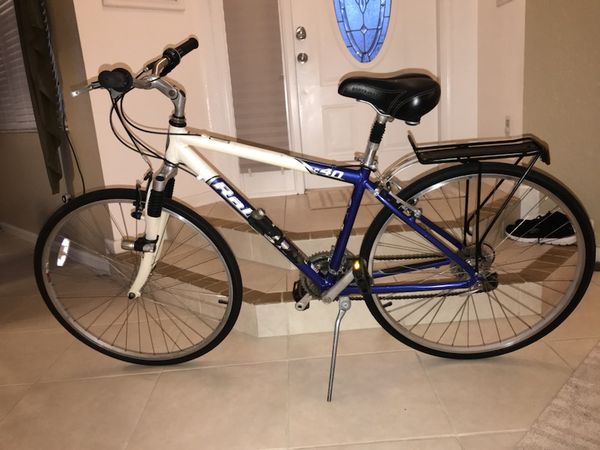 raleigh c40 hybrid bike