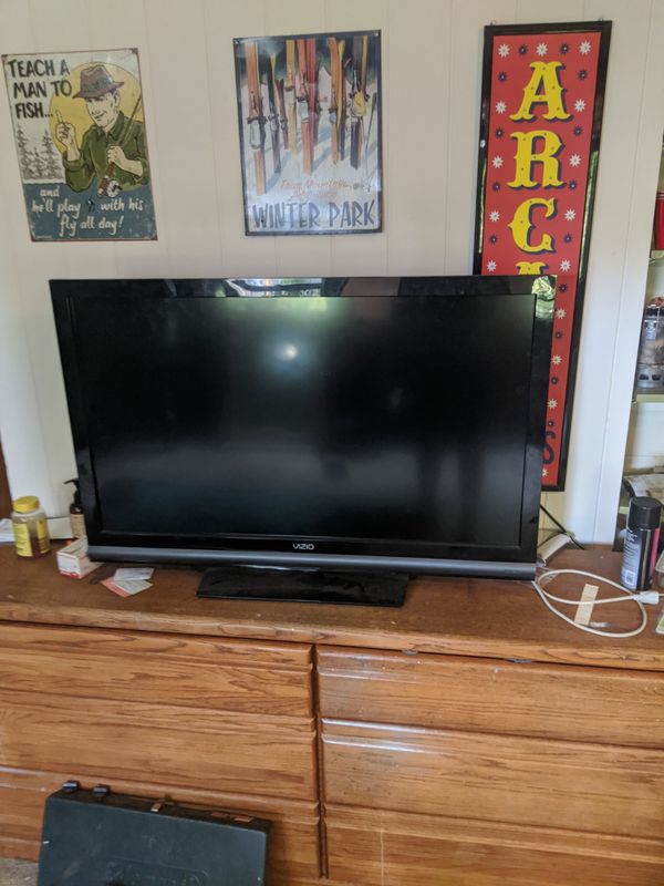 Vizio 40' tv flat screen for Sale in Seattle, WA OfferUp