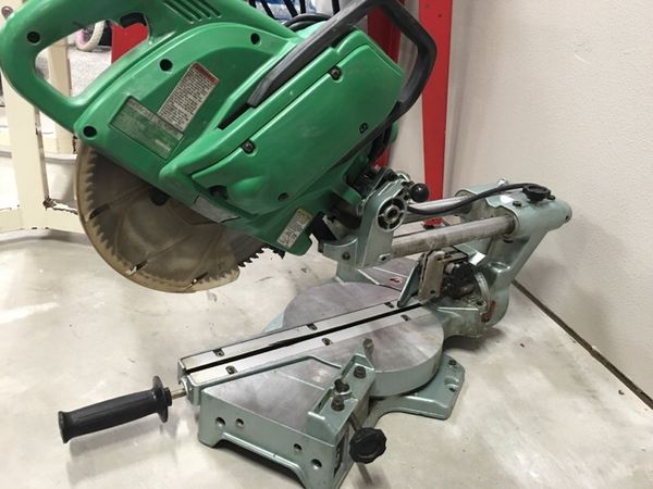 Hitachi C10FS Compound Miter Saw for Sale in Edmonds, WA - OfferUp