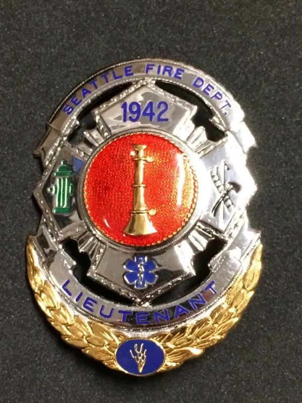 rare-seattle-fire-department-badge-lot-sfd-ranked-set-firefighter