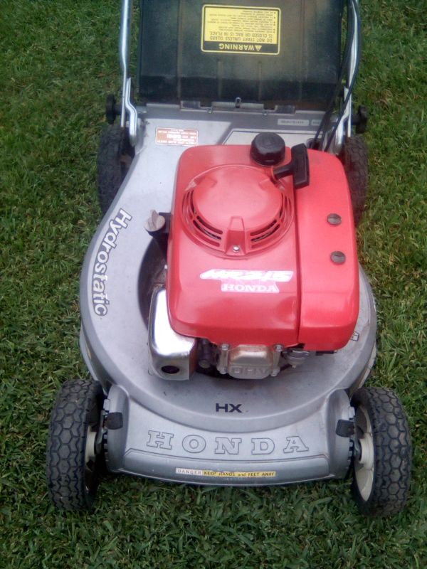 Honda hr215 commercial grade hydrostatic self propelled lawn mower 350