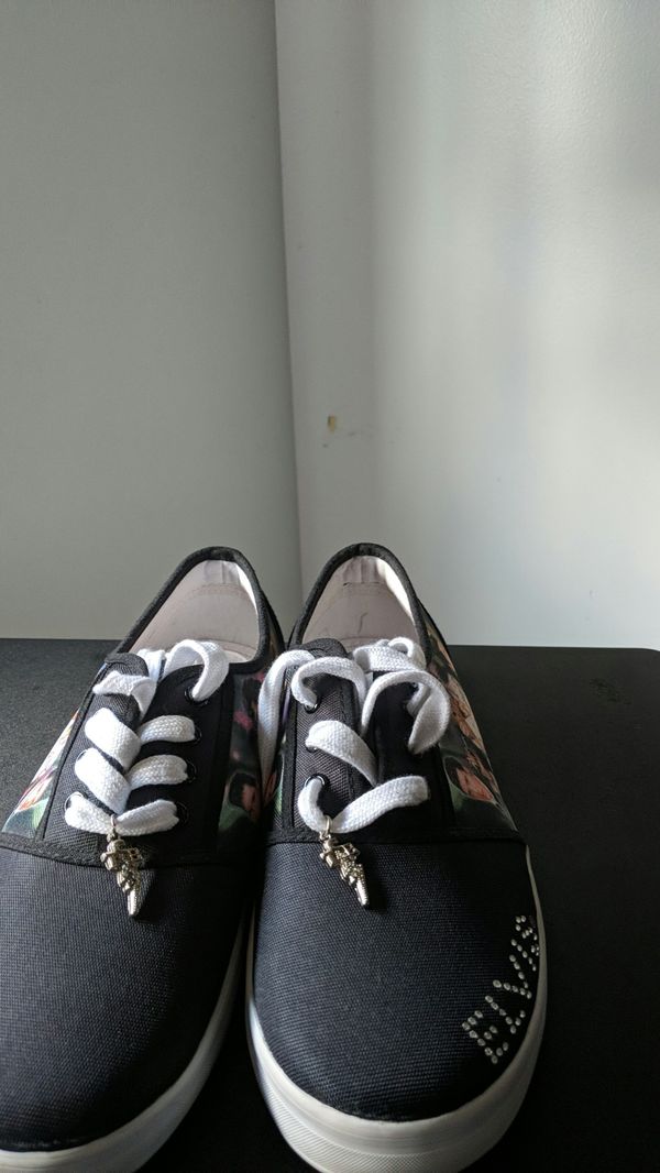 Women Elvis Presley canvas shoes 9.5 for Sale in Lockport