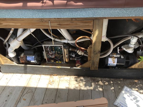 Free - Large 500 gallon hot tub for Sale in Plano, TX 