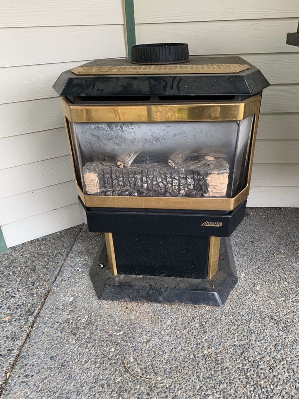 Avalon Avanti BVent Gas Stove looks like wood for Sale in Edgewood, WA
