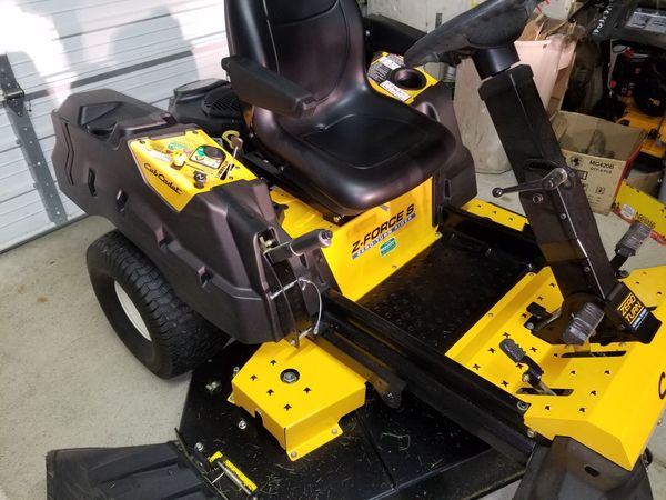 2017 Cub Cadet 60 inch Zero Turn Mower for Sale in Ortonville, MI - OfferUp