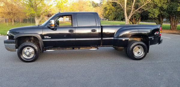 2004 Chevy Silverado LT 3500 Dually Turbo Diesel 4X4 Loaded for Sale in