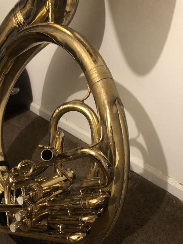 20k conn gold sousaphone short action BBb for Sale in Norfolk, VA OfferUp