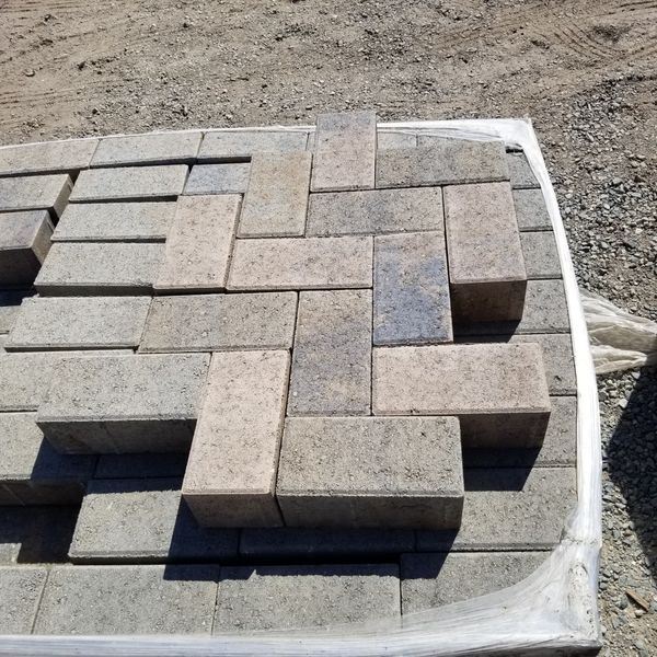 How Many Square Feet Per Pallet Of Pavers