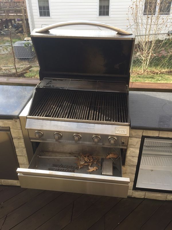 Grand Cafe BBQ Grill Island for Sale in West Springfield, VA - OfferUp