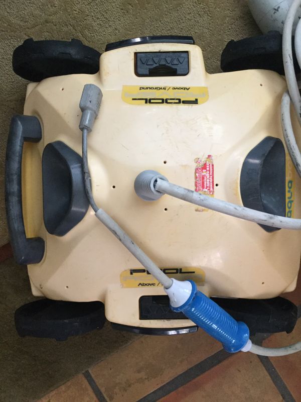 Aquabot Pool Rover S250 Robotic Cleaner ( For Parts ) for Sale in