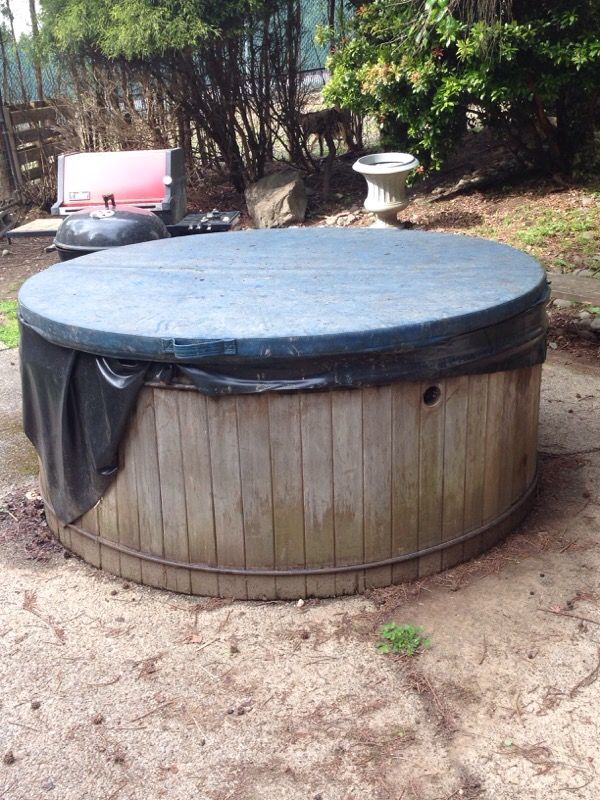 Vintage hot tub for Sale in Woodinville, WA OfferUp