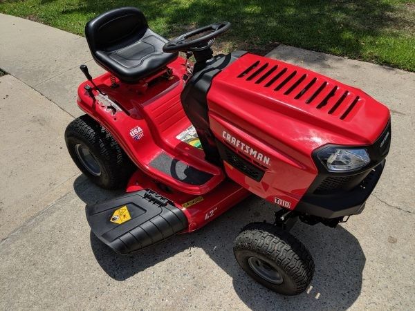 New CRAFTSMAN T110 17.5-HP Manual/Gear 42-in Riding Lawn Mower for Sale