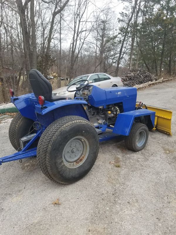 MasseyFerguson 1030 tractor with snow plow for Sale in House Springs