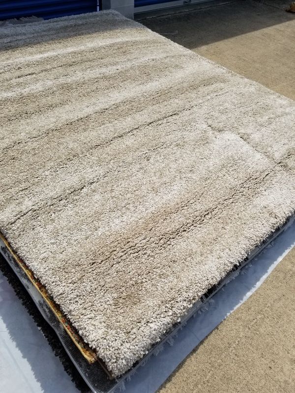 THOMASVILLE MARKETPLACE SAVOY SHAG RUGS 8X10 TAN AREA RUG for Sale in