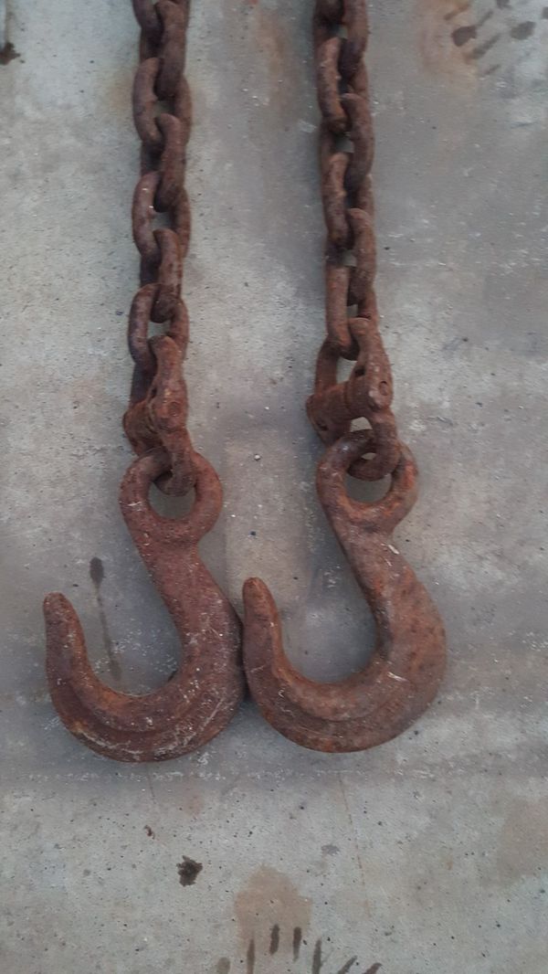 Tow truck chain for winching and Towing for Sale in Imperial Beach, CA