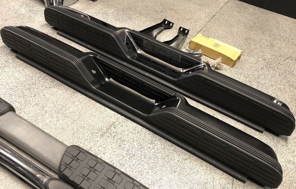 8898 GMC Chevy Sierra Silverado Rear OBS Complete Chrome Black Bumper