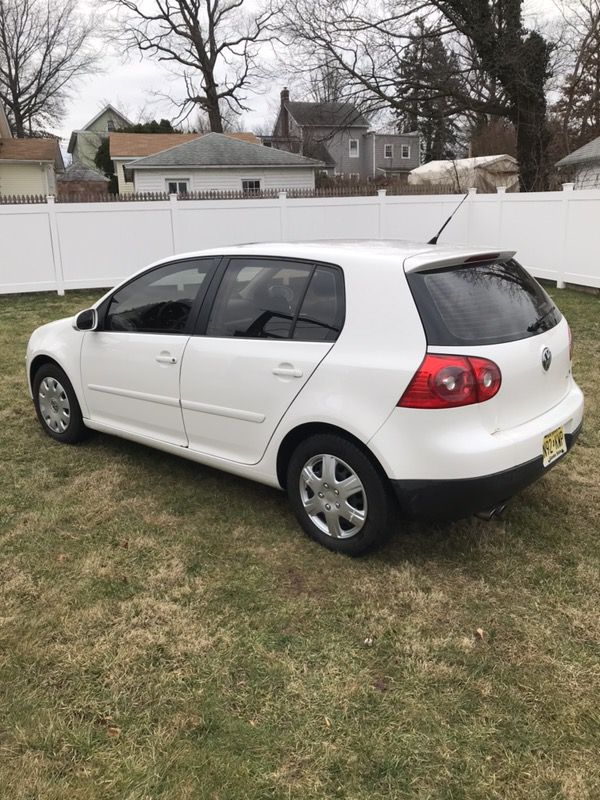 2007 VW rabbit 2.5 5-speed manual. Asking $3,200 obo for Sale in East