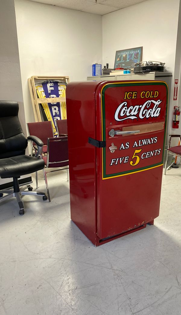 Coke refrigerator for Sale in Phoenix, AZ OfferUp