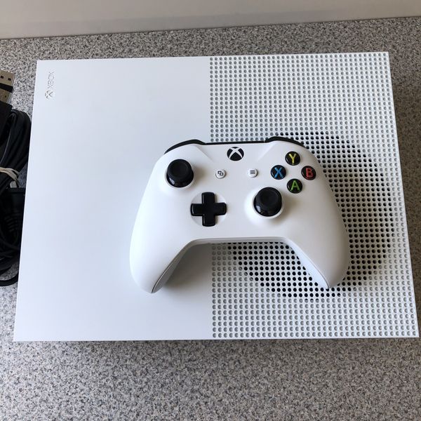 500 GB Xbox one S pawn shop Casa de empeño for Sale in Vista, CA OfferUp