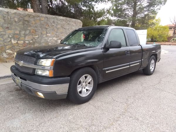 2004 Chevy Silverado Ls V8 140,000 millas, cabina y media, caja corta ...